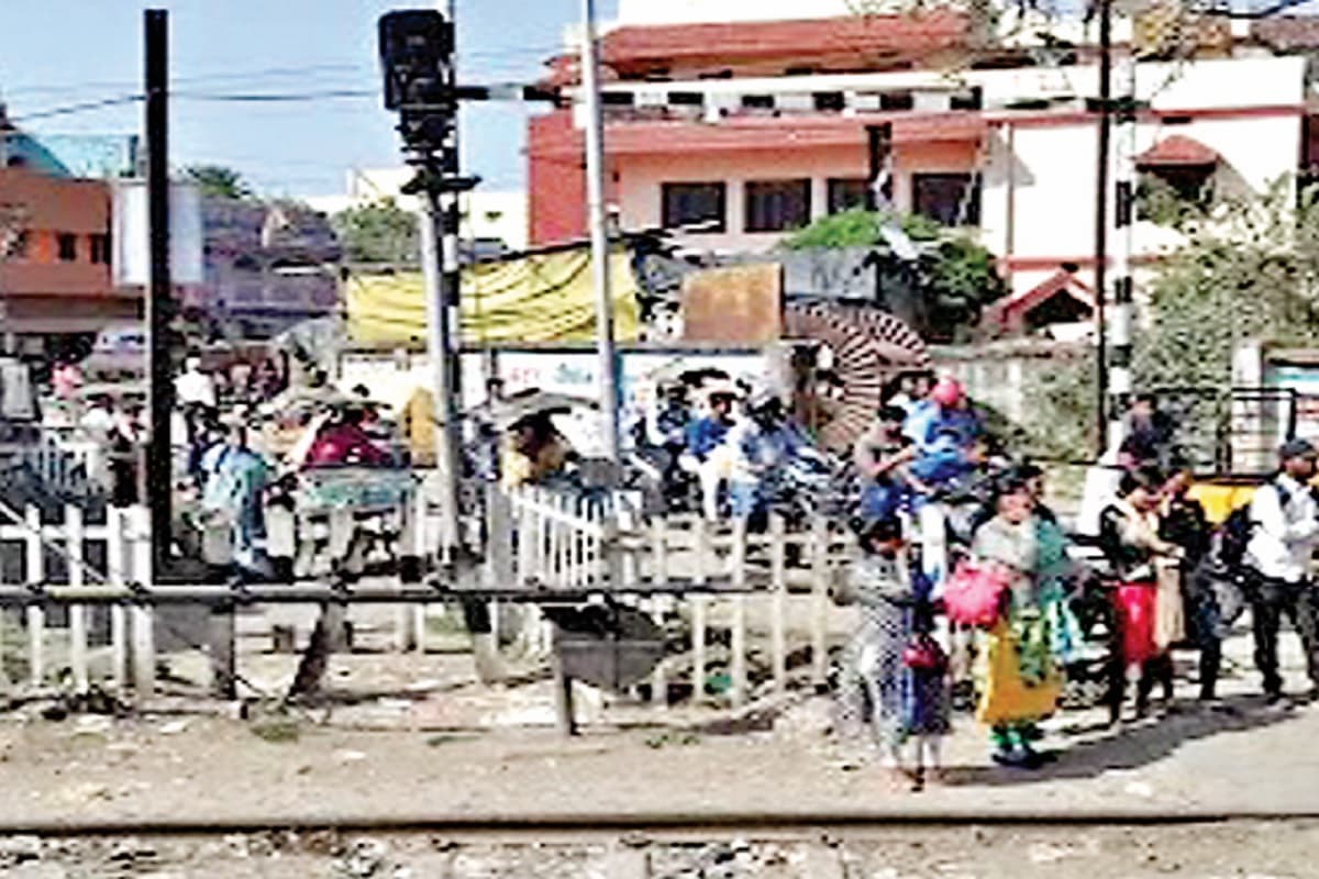 चुटिया पावर हाउस के पास ओवरब्रिज बनाने के लिए फिर हो रहा सर्वे, 15 दिन में भेज दी जाएगी रिपोर्ट