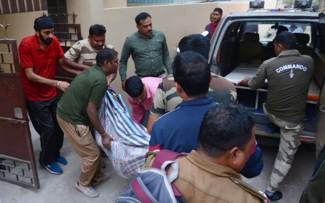 बंगाल के रहने वाले सीआईएसएफ जवान ने धनबाद में फांसी लगाकर दे दी जान