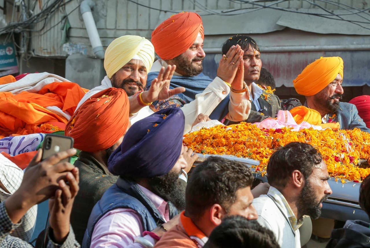 अलग खालिस्तान चाहते थे अरविंद केजरीवाल ! CM चन्नी की PM मोदी से अपील, कुमार विश्वास के आरोपों की हो जांच