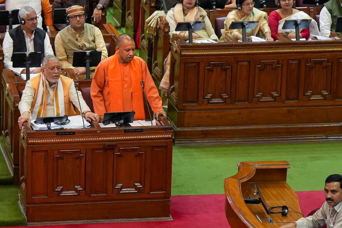 UP Budget Session 2023: यूपी में 'का बा' नहीं 'यूपी में बाबा',  सीएम योगी आदित्यनाथ ने  विधानसभा में दिया जवाब