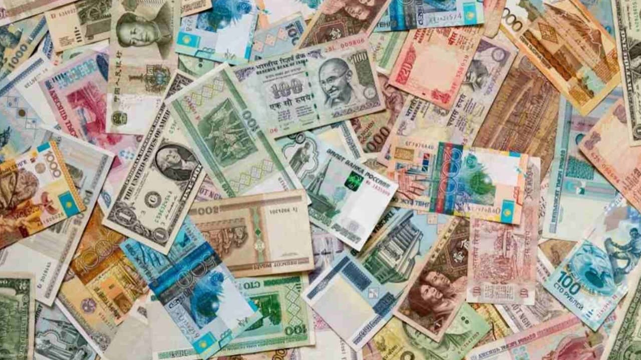 World Strongest Currency: अमेरिका नहीं, इस देश की करेंसी है सबसे मजबूत, जानें भारत के रुपये की क्या है स्थिति
