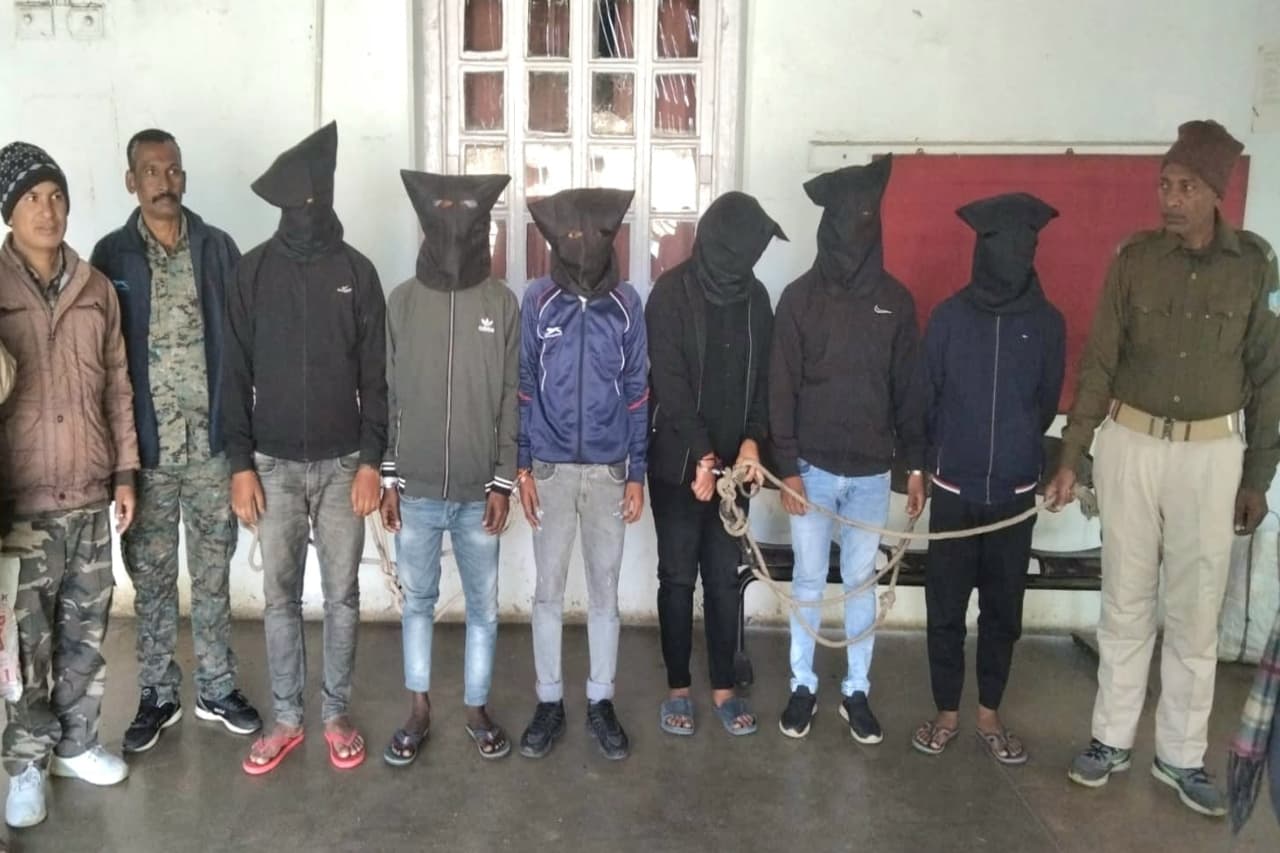 झारखंड: स्कोका एप से चैट कर ठगी करने वाले छह साइबर अपराधी अरेस्ट, प्रतिबिंब पोर्टल से गिरफ्त में आए क्रिमिनल्स