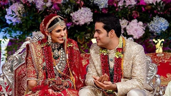 अंबानी परिवार में आया नया मेहमान, मुकेश अंबानी की बहू श्लोका ने दिया बेटे को जन्म