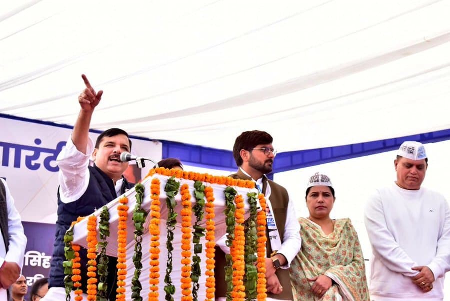 अयोध्या में राम मंदिर निर्माण के नाम पर बीजेपी ने 5 मिनट के अंदर कमाये साढ़े 16 करोड़ रुपये- संजय सिंह