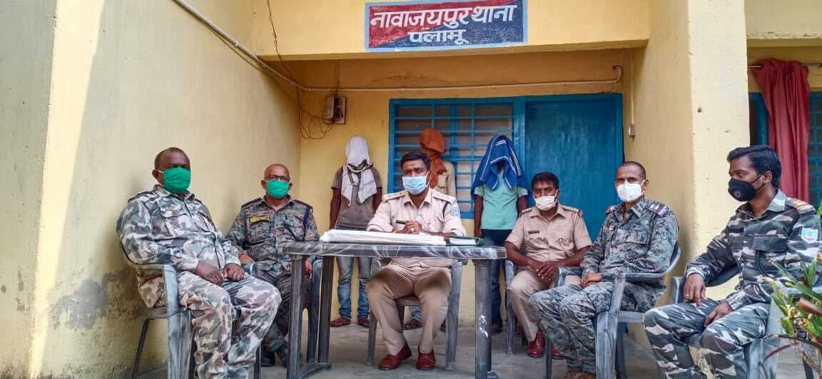 जेल जाने से पहले ही पलामू में हाजत से फरार हुआ आरोपी, चौकीदार पर गाज गिरना तय जेल जाने से पहले ही पलामू में हाजत से फरार हुआ आरोपी, चौकीदार पर गाज गिरना तय