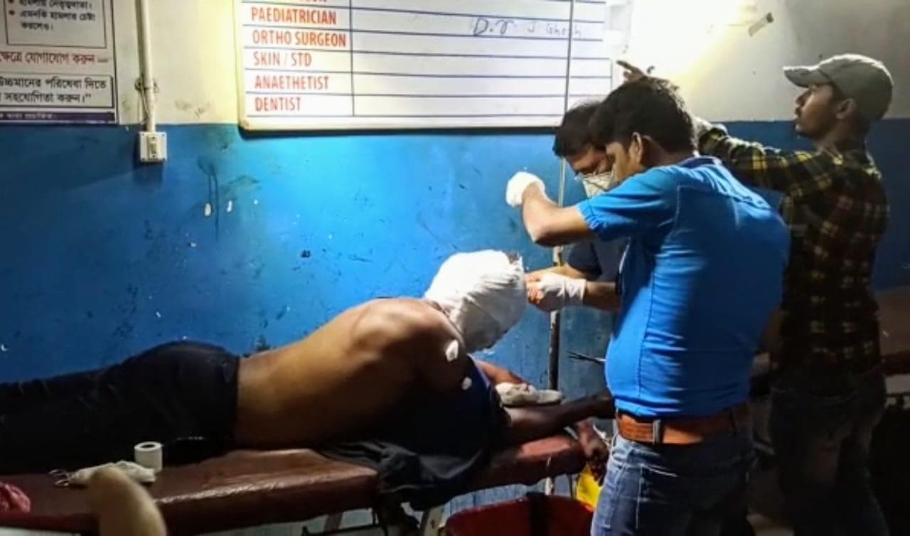 Bengal Chunav 2021: अलीपुरदुआर में BJP नेता पर जानलेवा हमला, भाई जख्मी, हिरासत में आरोपी