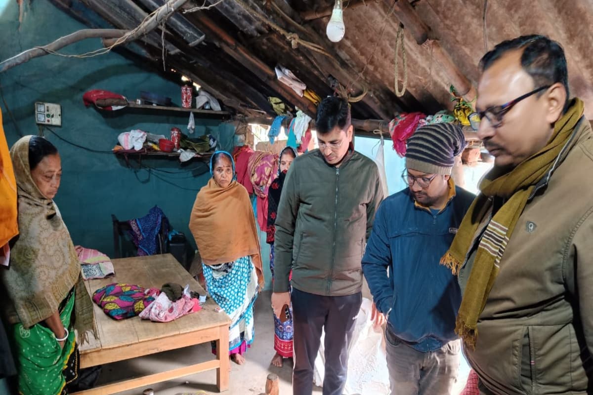 झारखंड: पत्नी और बेटे की हत्या कर शख्स ने किया आत्महत्या का प्रयास, पिता ने कहा- तांत्रिक से बात करता था बेटा