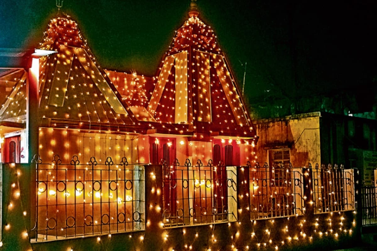 रामलला प्राण प्रतिष्ठा को लेकर झंडा, बैनर और रामधुन से राममय हुआ धनबाद