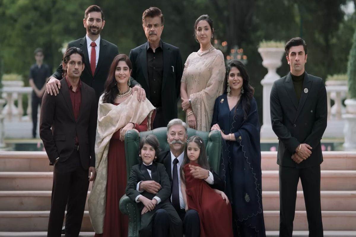 PHOTOS: सैफ अली खान के पटौदी पैलेस में हुई है फिल्म 'Animal' की शूटिंग, यहां देखें आलीशान घर की इनसाइड PICS