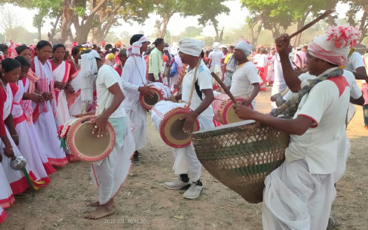 मुंडाओं का ऐतिहासिक मारांग बुरू जतरा