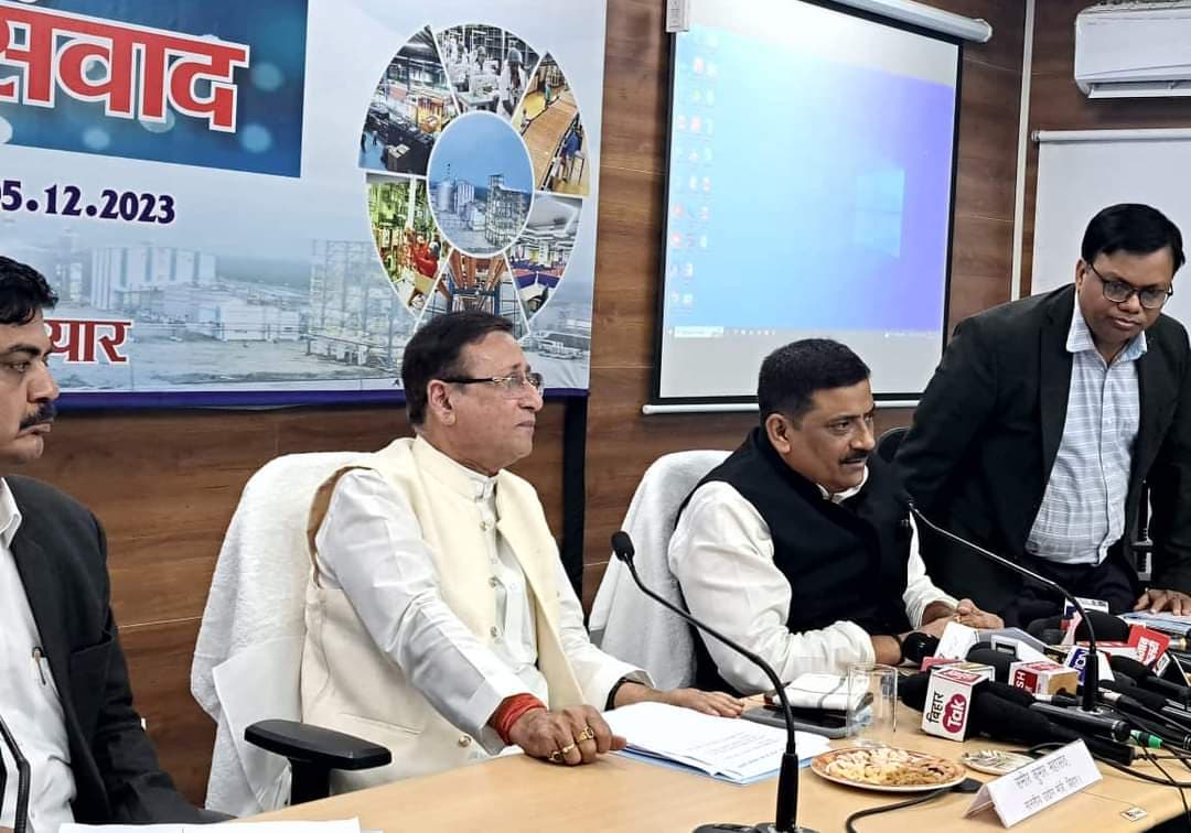 इन्वेस्टर समिट में अडानी ग्रुप से गोदरेज तक आ रहे बिहार, बोले संजय झा- आइटी इंडस्ट्रीज साबित होगी गेम चेंजर