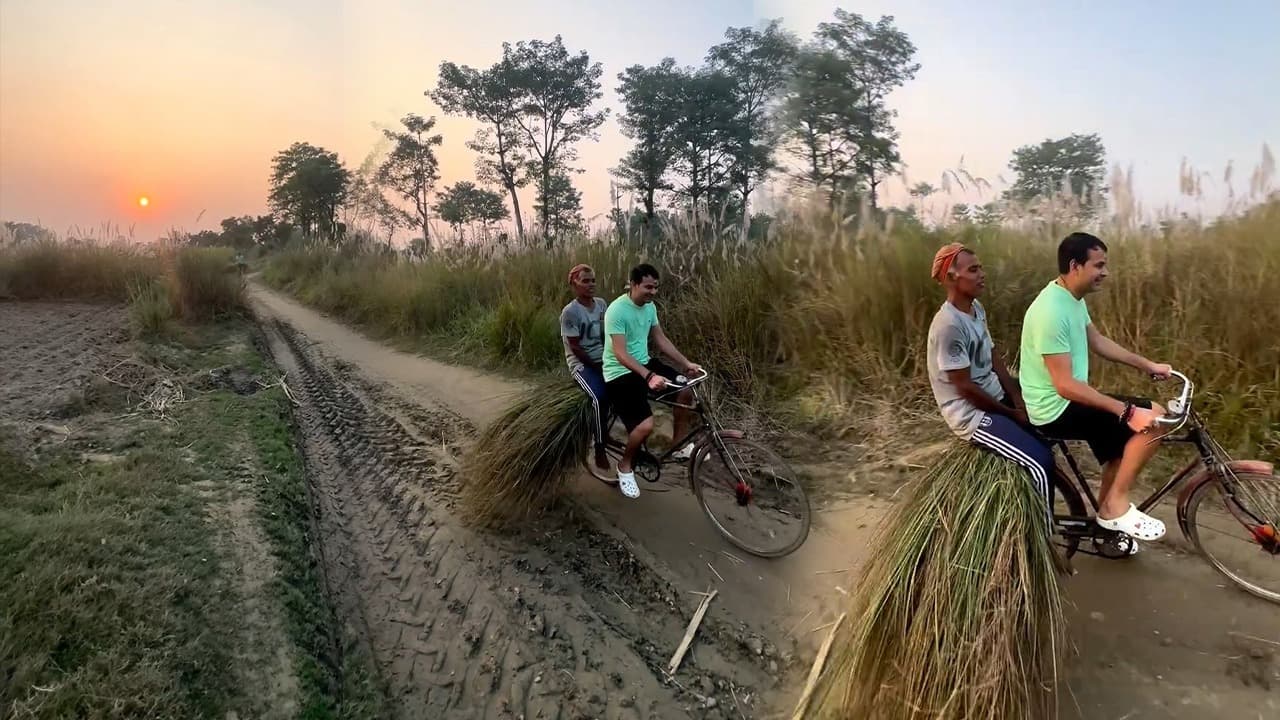 Tej Pratap Yadav साइकिल चलाते देसी लुक में दिखे, लोग बोले- इनका स्वैग ही कुछ अलग है