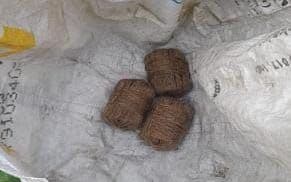 जिला परिषद सदस्य आरती हलदर के घर के करीब मिले तीन जिंदा बम, पति BJP के नेता, इलाके में दहशत