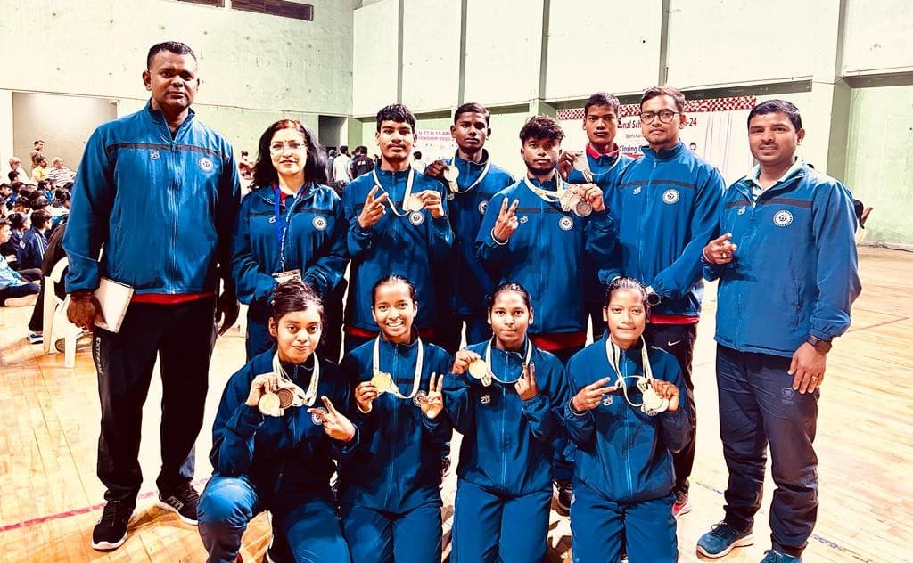 एसजीएफआइ तीरंदाजी में झारखंड की बालिका अंडर-19 टीम ने जीता स्वर्ण