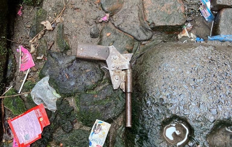 उत्तर 24 परगना में जूट मिल कर्मी को मारी गोली, BJP सांसद अर्जुन सिंह और पुलिस अधिकारी के बीच तीखी बहस