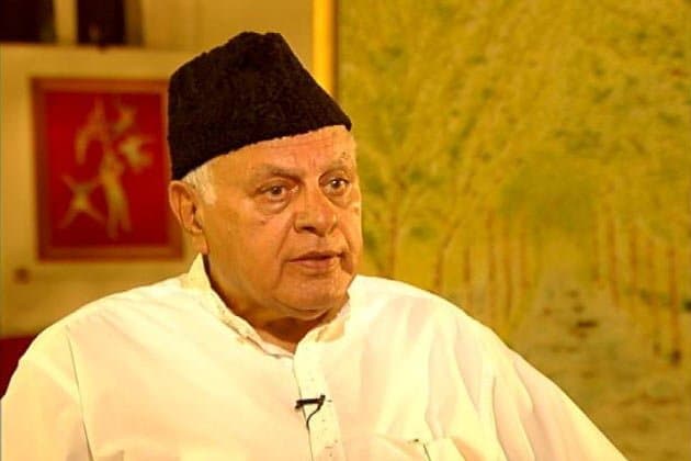 जम्मू कश्मीर : फारूक अब्दुल्ला पर से पीएसए हटा, छह महीने बाद आज हो सकते हैं रिहा
