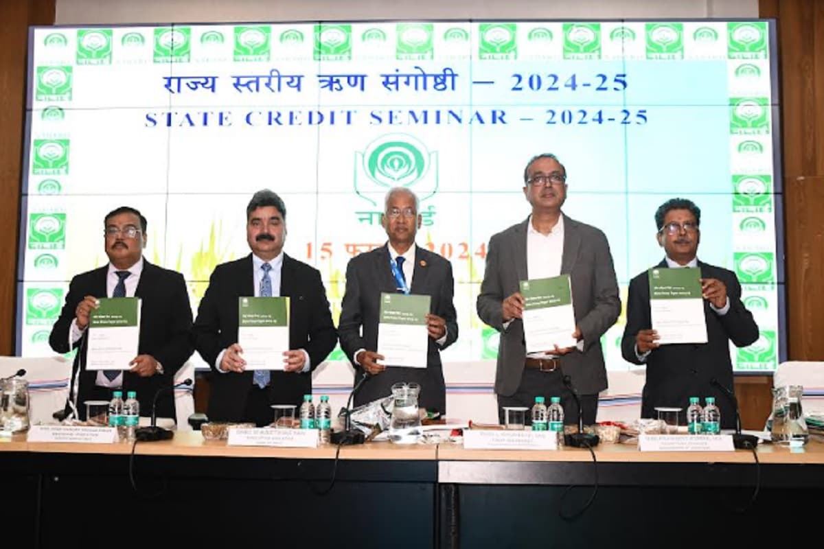 झारखंड : वित्त विभाग के सचिव बोले- बैंकिंग में इंटरनेट कनेक्टिवटी और बिजली की समस्या है, तो बतायें