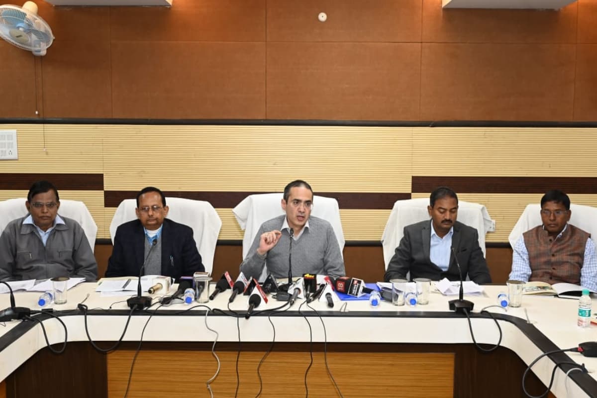 झारखंड की 6,671 राशन दुकानें CSC के रूप में विकसित, 377 दाल-भात केंद्रों में गरीबों को पांच रुपए में भोजन