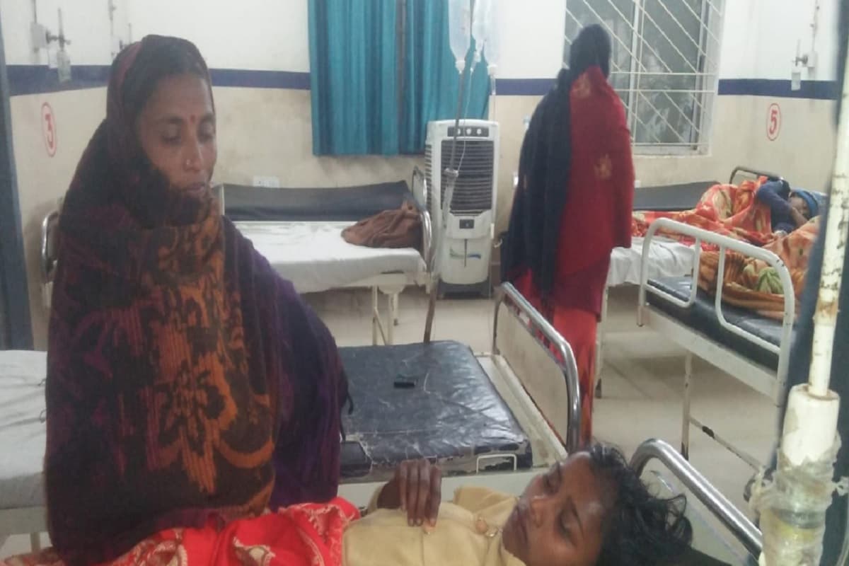 गढ़वा: महिला को पीट कर किया अधमरा, सदर अस्पताल में भर्ती