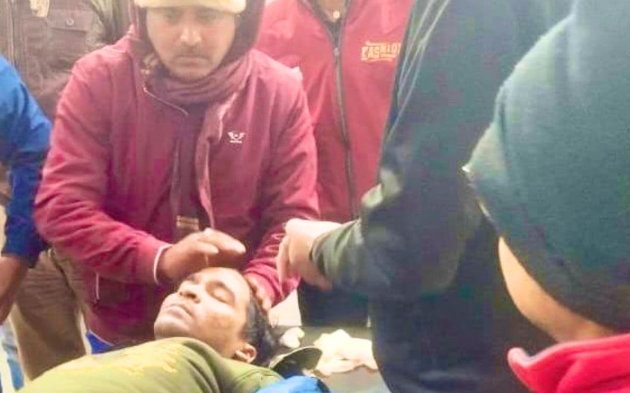 गढ़वा के रंका में जेजेएमपी-पुलिस मुठभेड़, दो उग्रवादियों को लगी गोली, रंका के थाना प्रभारी मेडिका में भर्ती