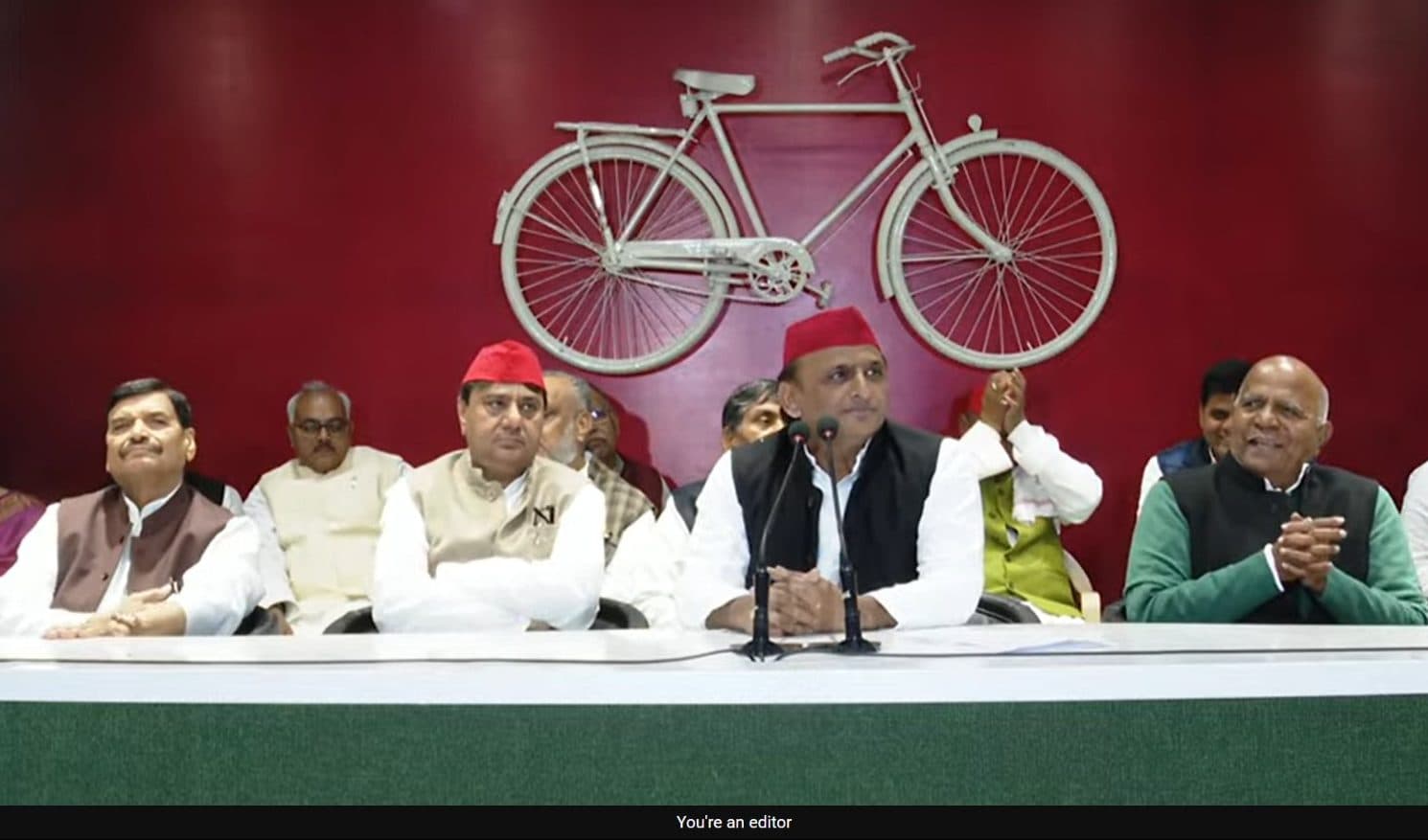 Samajwadi Party: समाजवादी पार्टी में शामिल हुए गुड्डू जमाली, आजमगढ़ में बसपा काे लगा झटका