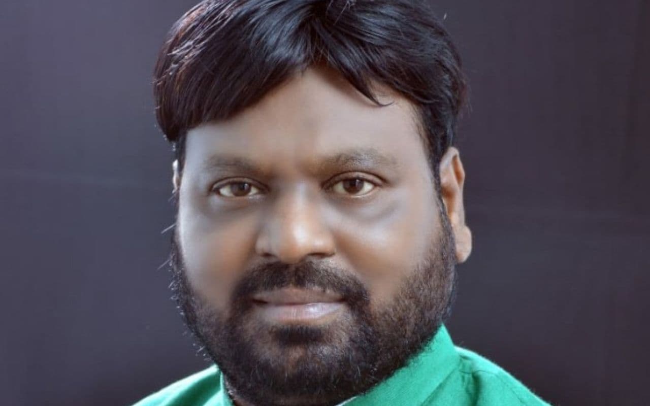 प्लान बनाकर शहीदों के गांवों का विकास करे सरकार, विधानसभा में बोले गुमला के विधायक भूषण तिर्की