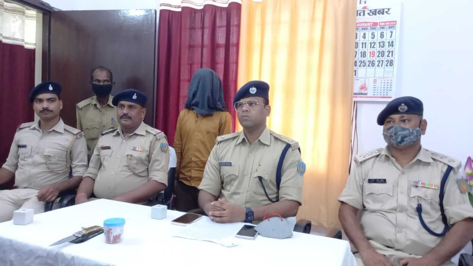 झारखंड की गुमला पुलिस को मिली सफलता, पत्नी से मिलने पहुंचा हार्डकोर नक्सली गुड्डू उरांव अरेस्ट