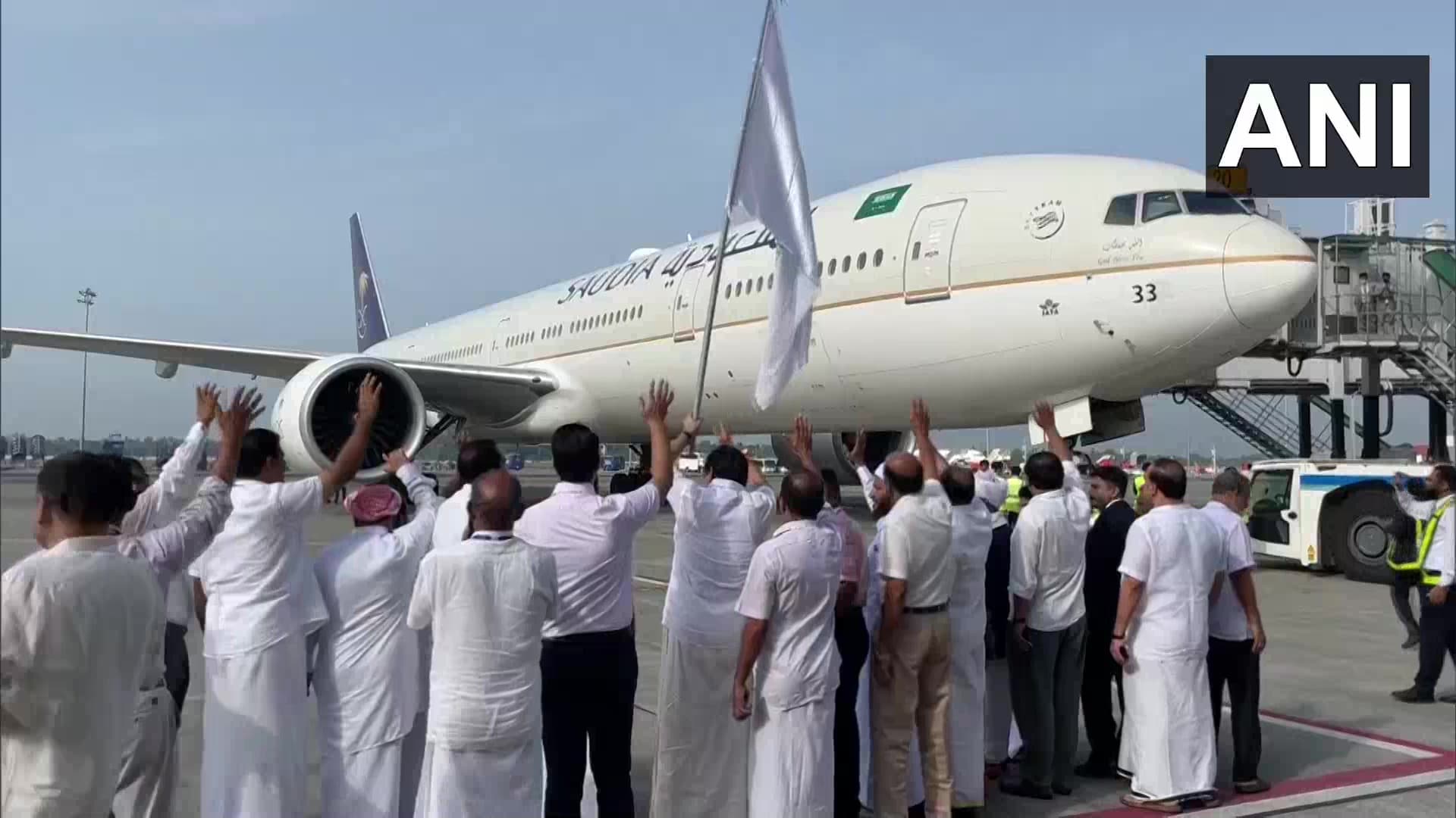 Visa for Hajj: हज पर जाना होगा और आसान, '48 घंटे के अंदर मिलेगा वीजा', उमराह के लिए होगी विशेष छूट