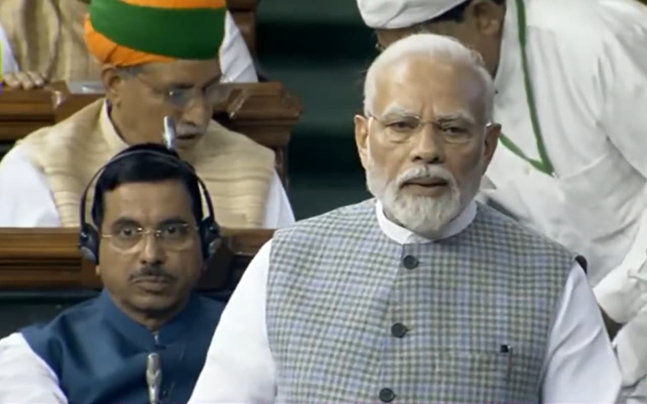 पीएम मोदी 5 फरवरी को लोकसभा में राष्ट्रपति के अभिभाषण का देंगे जवाब, BJP ने सांसदों के लिए जारी किया व्हिप