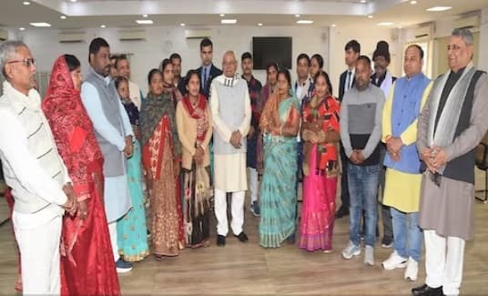 बिहार सरकार का लोकसभा चुनाव से पहले बड़ा फैसला, मुखिया समेत इन जनप्रतिनिधियों की बढ़ेगी सैलरी