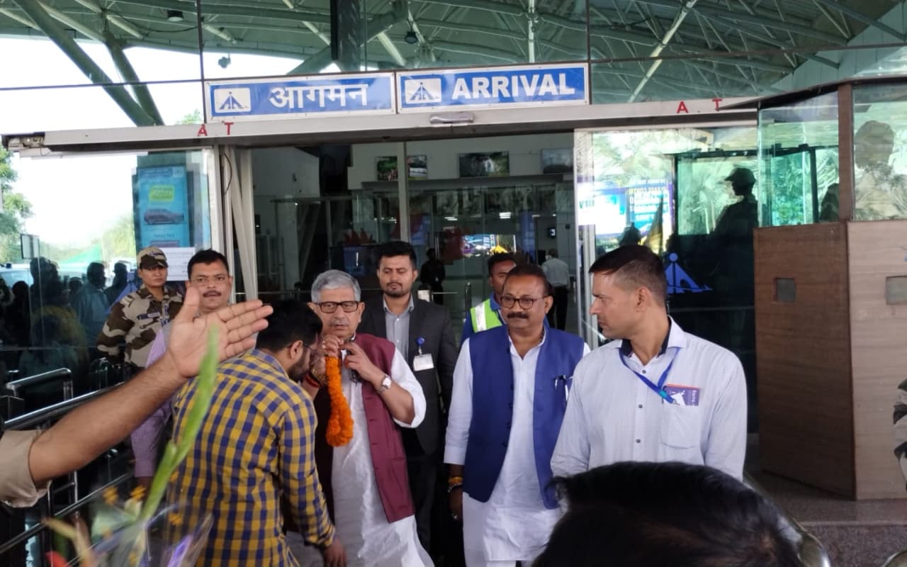 रांची पहुंचे जदयू अध्यक्ष ललन सिंह और प्रदेश प्रभारी डॉ अशोक चौधरी, मीडिया से बातचीत में कही ये बात