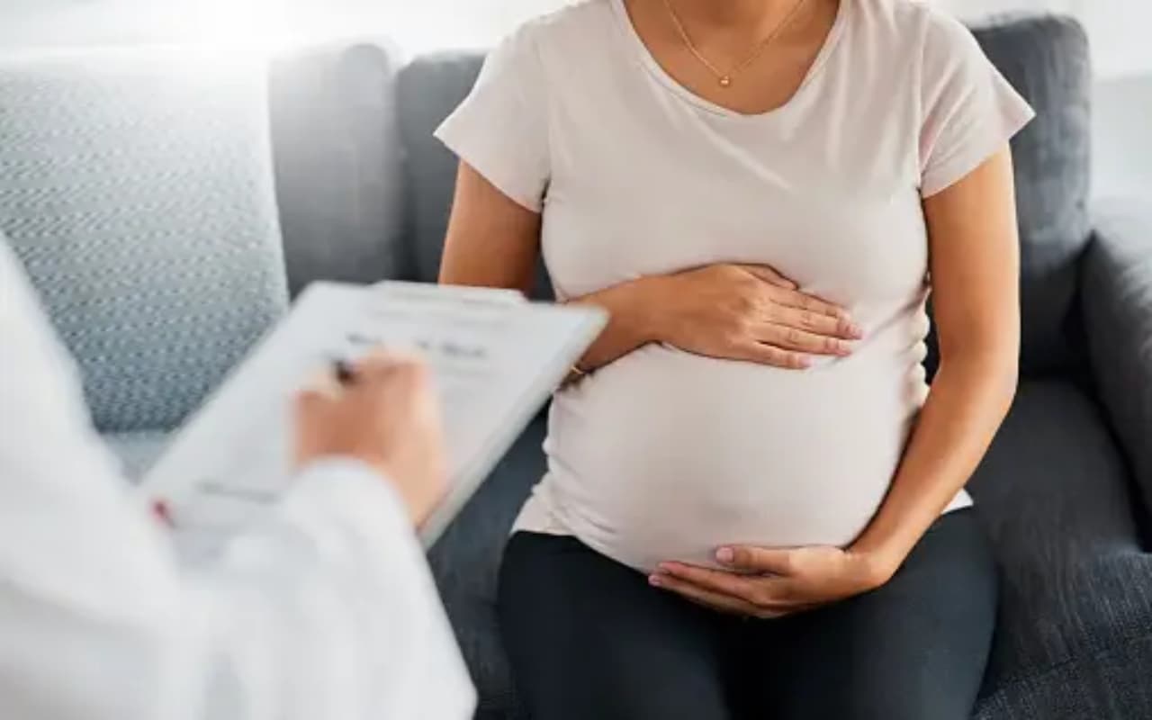 क्या है प्रीनेटल केयर? प्रेग्नेंसी में क्यों होता है इसका महत्व, जानें यहां