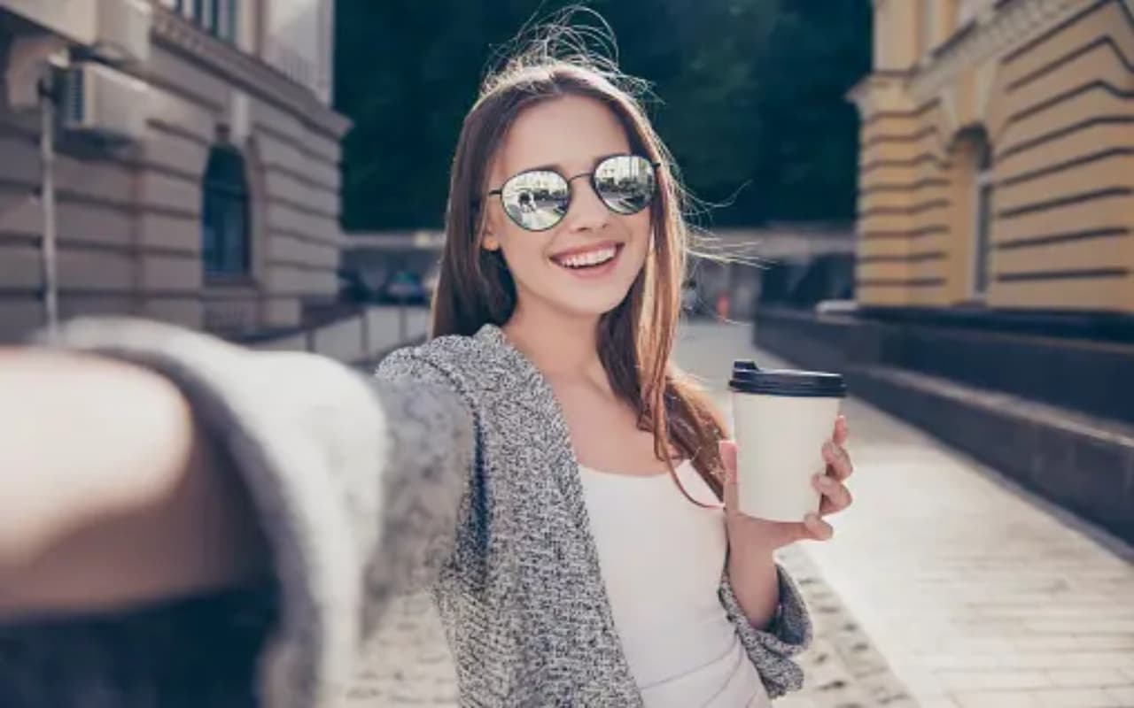 सर्दियों में दिखें फैशनेबल, ट्राई करें फैशन ट्रेंड में छाए डिजाइनर कार्डिगन