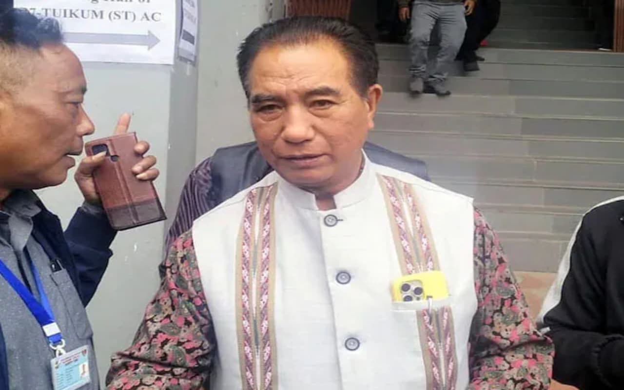 Mizoram: 'सरकार किसानों को प्राथमिकता देगी', मुख्यमंत्री की शपथ लेने के बाद बोले लालदुहोमा