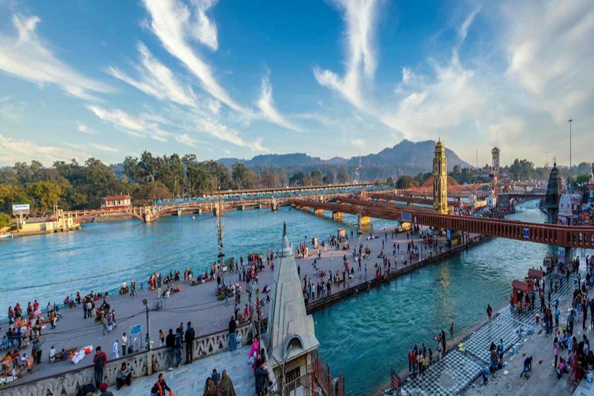 Haridwar Tourist Places: हरिद्वार घूमने का बना रहे हैं प्लान तो इन खूबसूरत जगहों पर जाना न भूलें