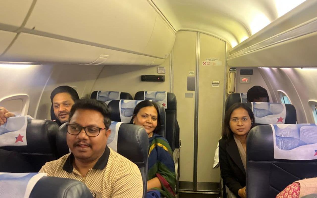 सत्ता पक्ष के विधायक हैदराबाद से पहुंचे रांची, पांच फरवरी को चंपाई सोरेन सरकार के फ्लोर टेस्ट में लेंगे हिस्सा
