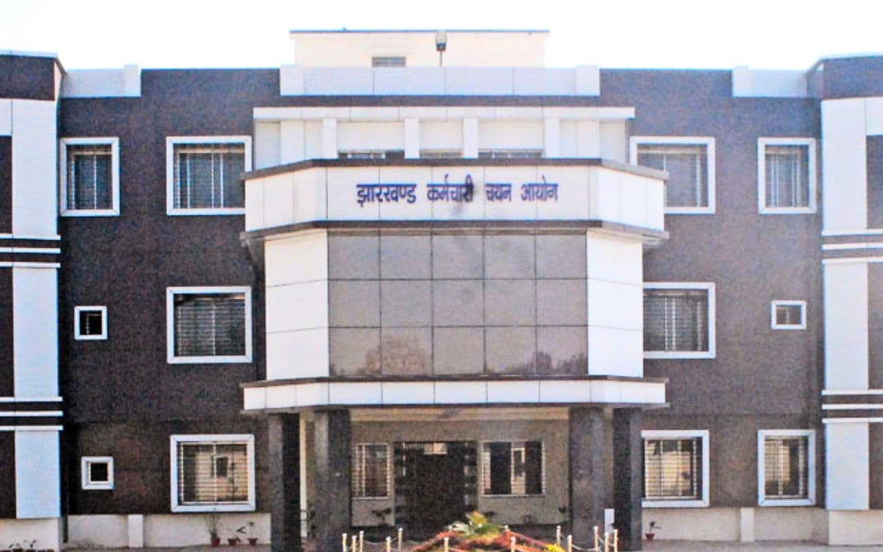 9 साल से चल रही है JSSC CGL Exam की प्रक्रिया, 3 चेयरमैन बदले लेकिन नहीं छंटे संकट के बादल