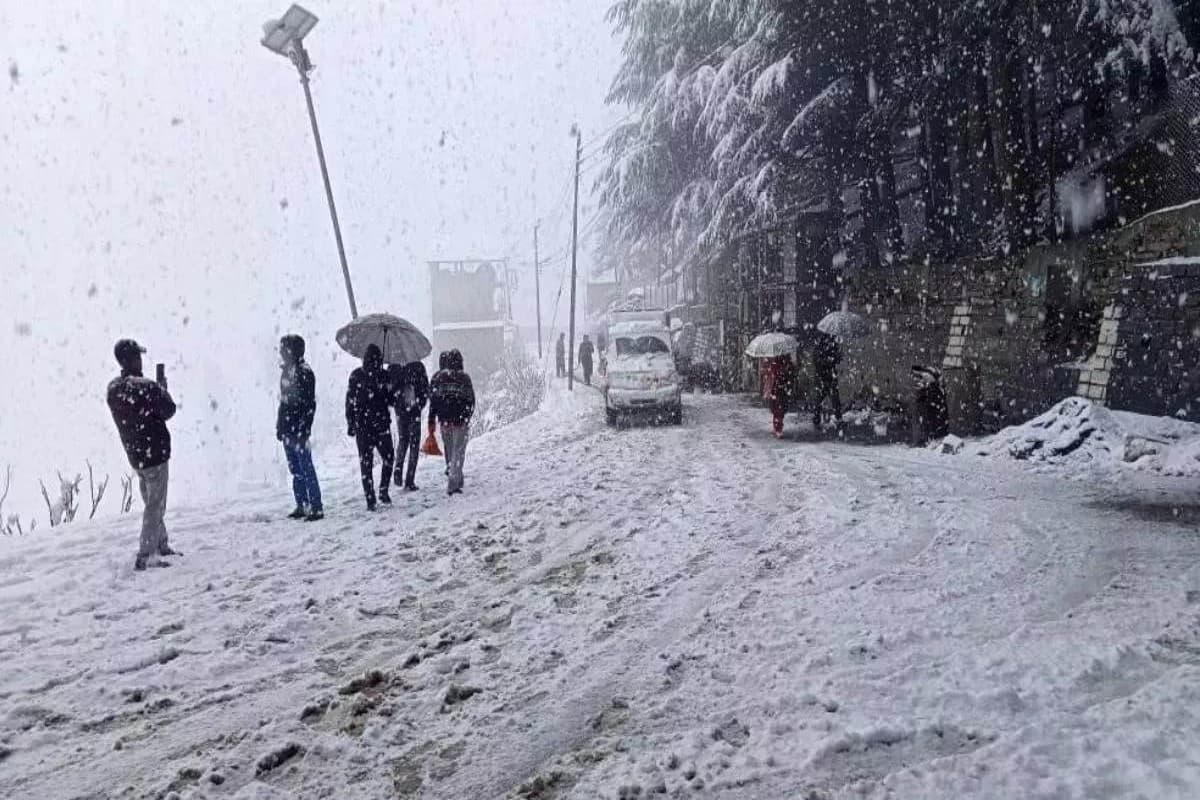 Christmas Day 2023: इस साल क्रिसमस को बनाना है खास, तो घूम आए जम्मू कश्मीर की ये खूबसूरत जगहें, देखें लिस्ट