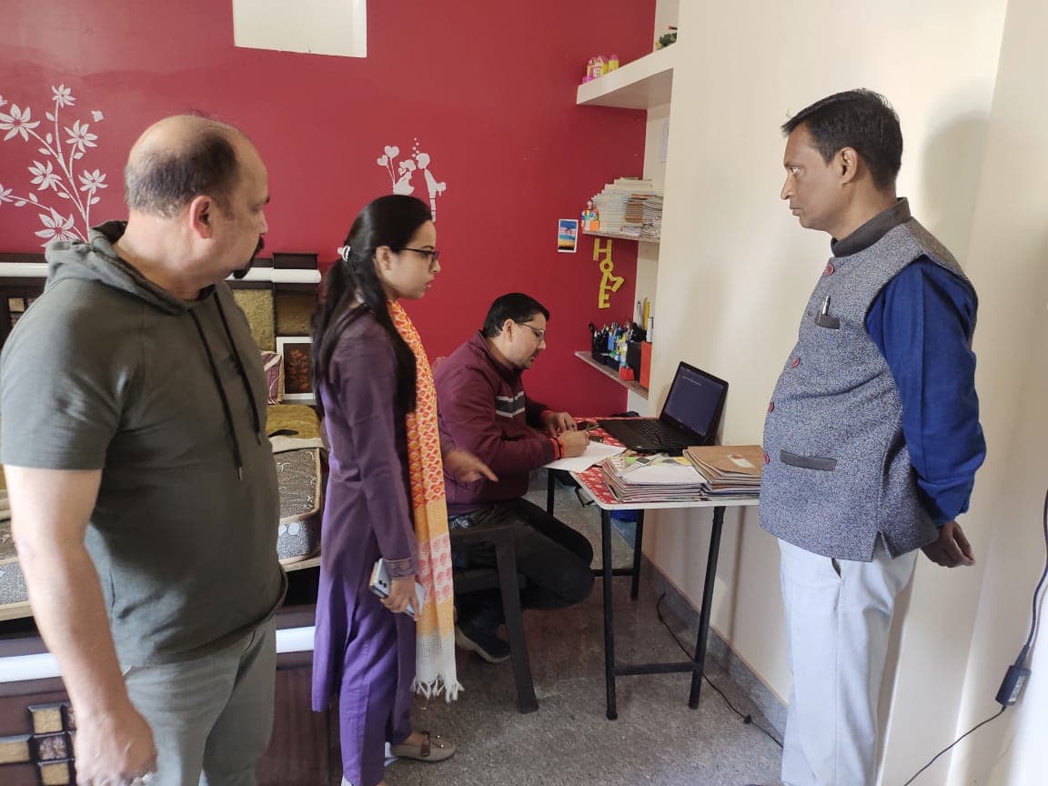 Jharkhand News| तिलैया में भ्रूण जांच का गोरखधंधा, पोर्टेबल अल्ट्रासाउंड मशीन के साथ 1 गिरफ्तार