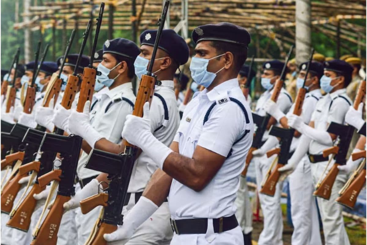WB News : गणतंत्र दिवस पर बंगाल के 22 पुलिस अधिकारियों को राष्ट्रपति पुलिस मेडल