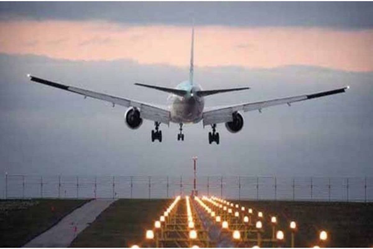 West Bengal : कोलकाता हवाईअड्डे पर ‘सर्वर’ में खराबी से परिचालन प्रभावित, 25 उड़ानें रद्द