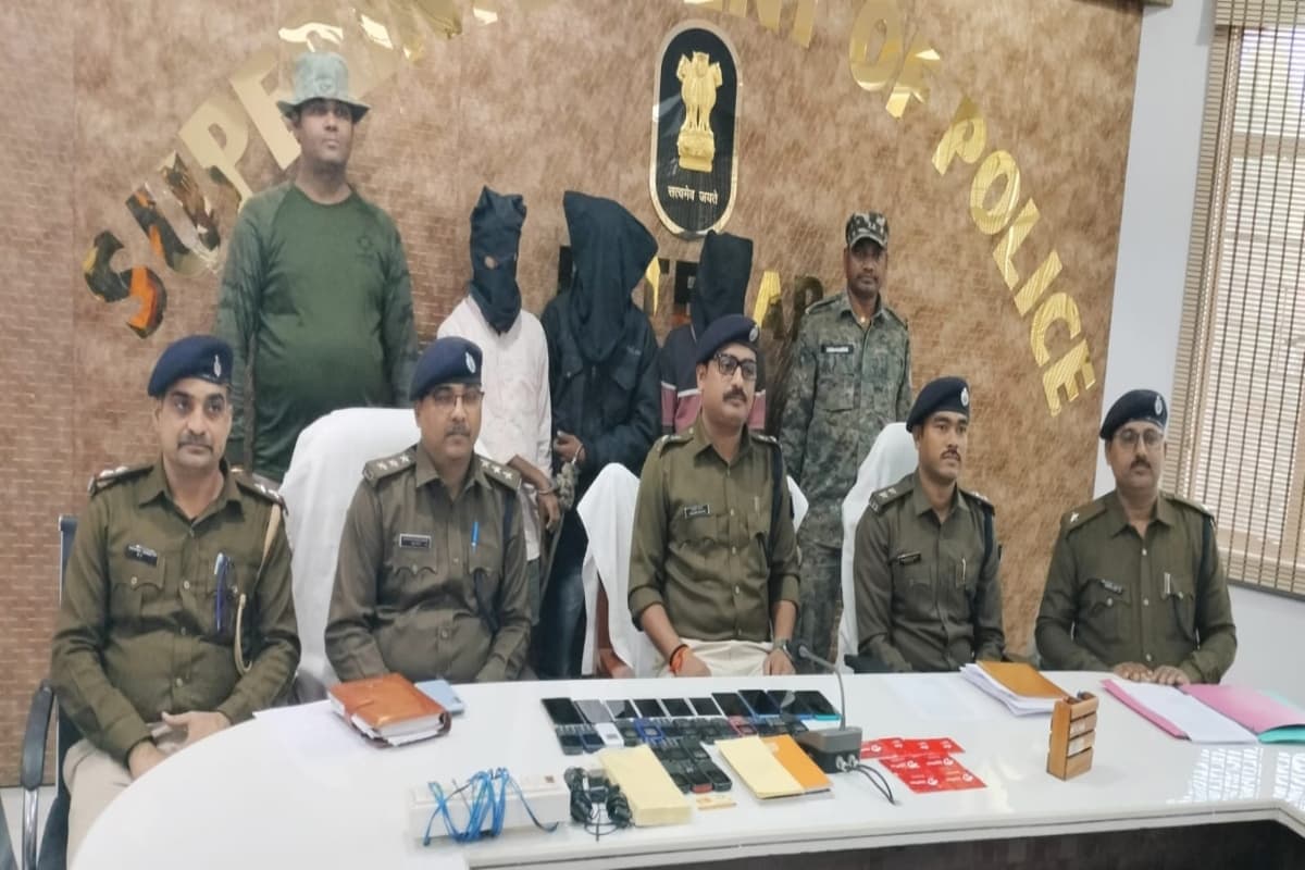झारखंड: तेलंगाना के व्यक्ति से ठगी करनेवाले बिहार के तीन साइबर अपराधियों को लातेहार पुलिस ने ऐसे दबोचा
