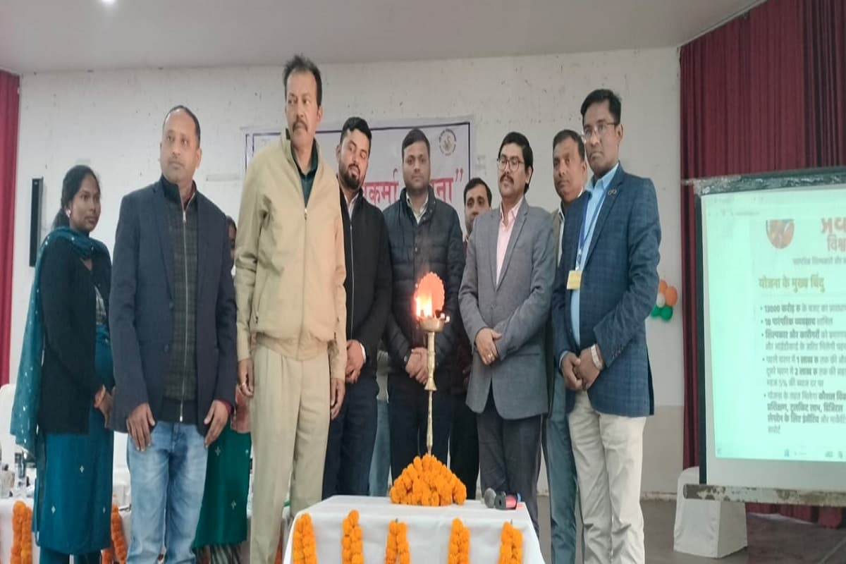 लातेहार में 25 हजार लोगों को पीएम विश्वकर्मा योजना का लाभ देने का लक्ष्य