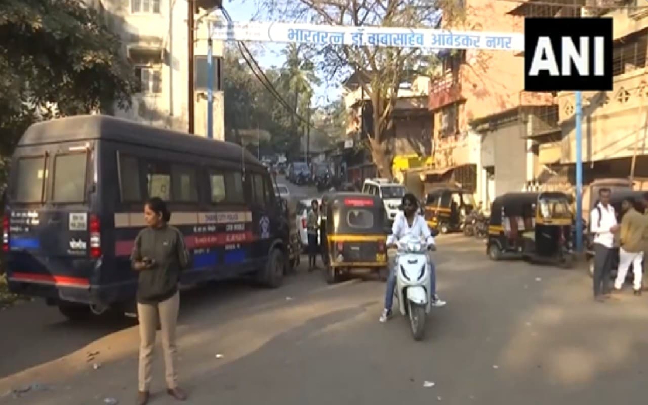 महाराष्ट्र: बीजेपी विधायक ने शिवसेना नेता पर थाने में कर दी फायरिंग, मारी 4 गोलियां, हालत गंभीर