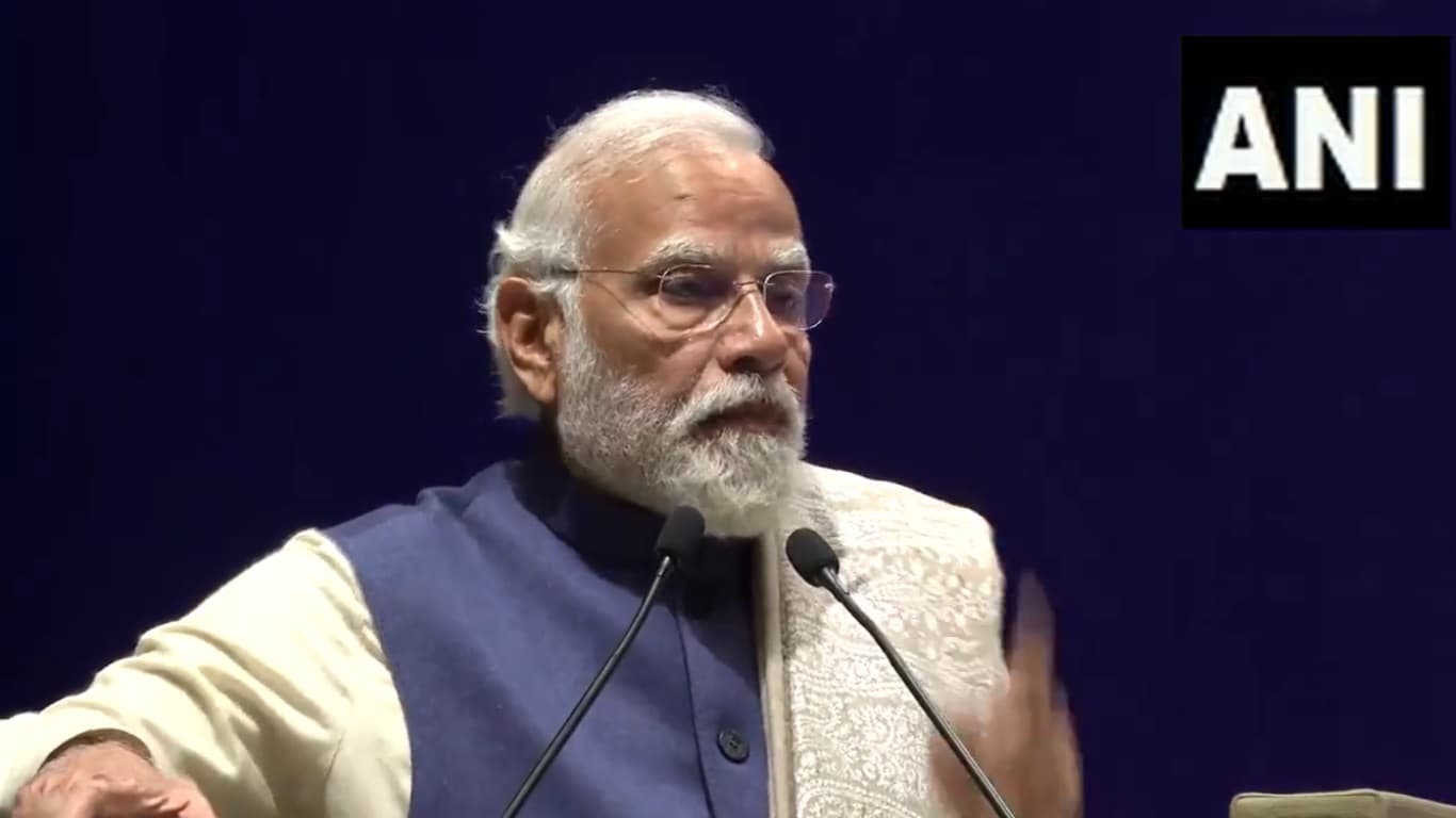 'पुलिस को डंडे के बजाय डेटा के साथ काम करने की जरूरत', तीन नये कानून पर बोले पीएम मोदी