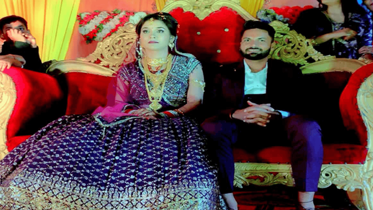 PHOTOS: गोपालगंज में क्रिकेटर मुकेश कुमार की रिसेप्शन पार्टी की देखें तस्वीरें, डीएम व एसपी भी हुए शामिल