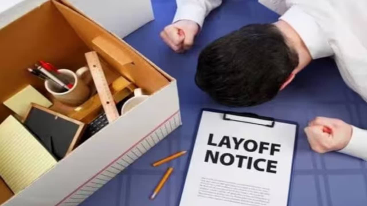 गूगल-अमेजन-ई बे के बाद अब इस टेक कंपनी में हुई बड़ी छंटनी, साल 2024 में 23 हजार से ज्यादा लोगों की गयी नौकरी