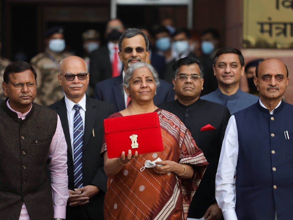 Budget 2022: वित्त मंत्री निर्मला सीतारमण के बड़े ऐलान, जिसका आपकी जेब पर पड़ेगा सीधा असर