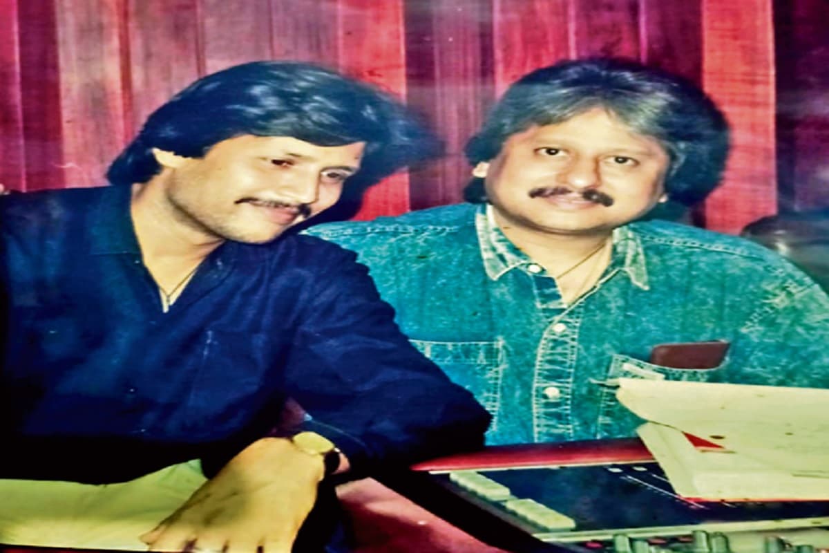 देवघर के गायक मनोज-अजीत ने की थी पंकज उधास से मुलाकात, साझा की अपनी यादें