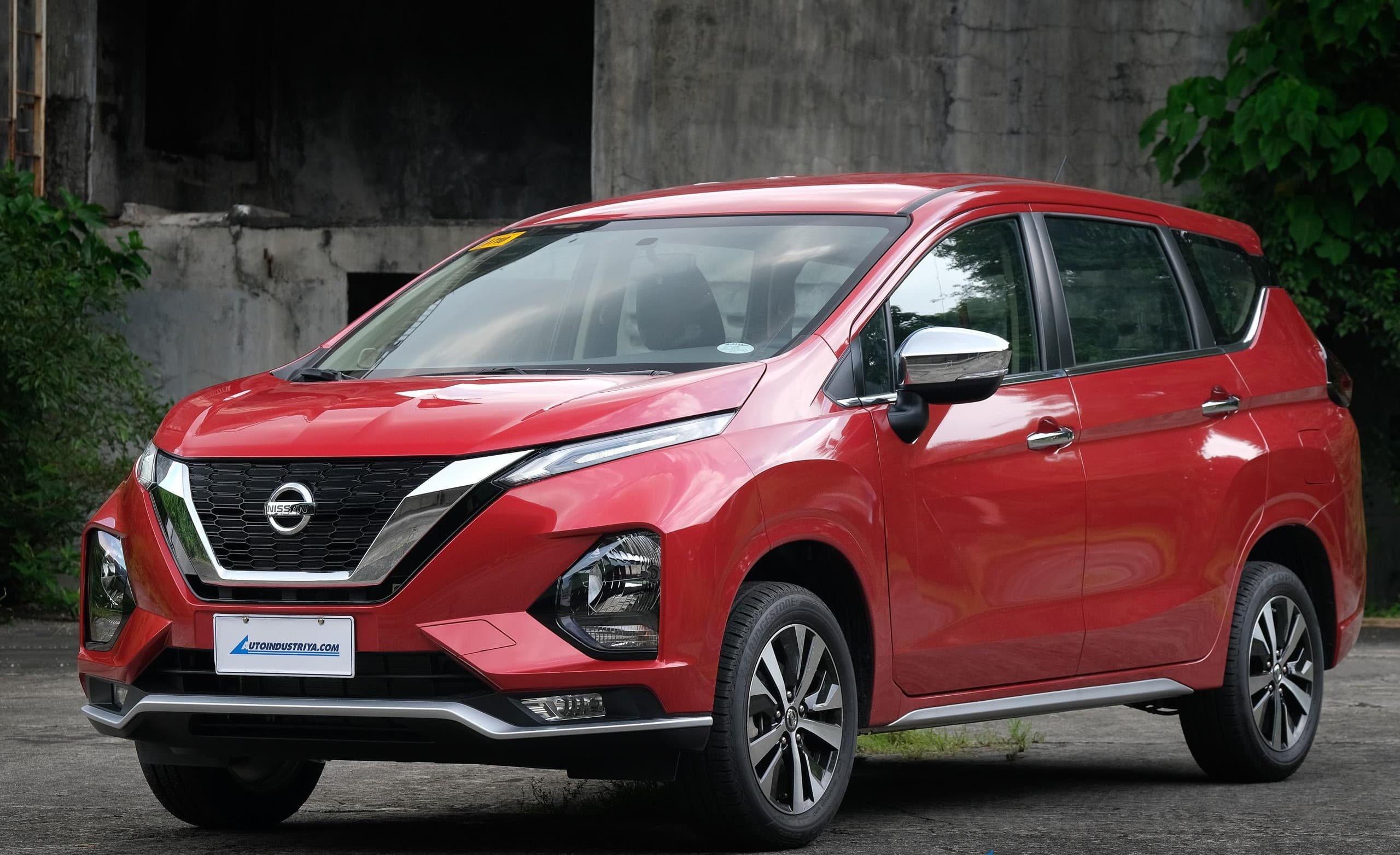 बड़ी गाड़ी खरीदने का कर रहे हैं प्लान तो Nissan की ये 7 सीटर होगी बेस्ट ऑप्शन, बस कीजिए थोड़ा सा इंतजार!